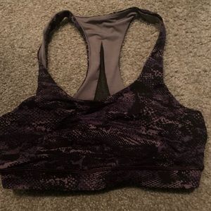 Lulú lemon racer back sports bra size 6
